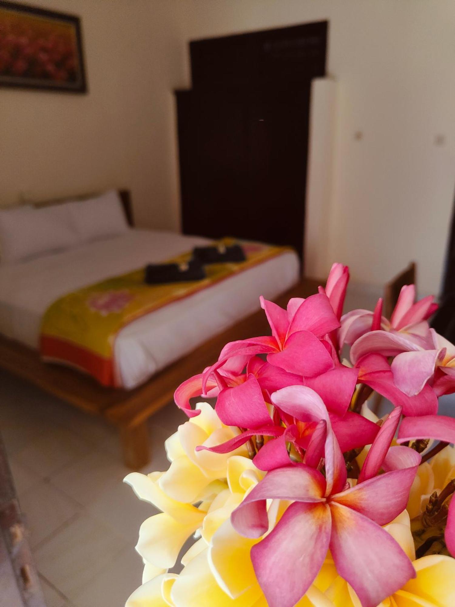 Berlian Inn Kuta Beach Dış mekan fotoğraf